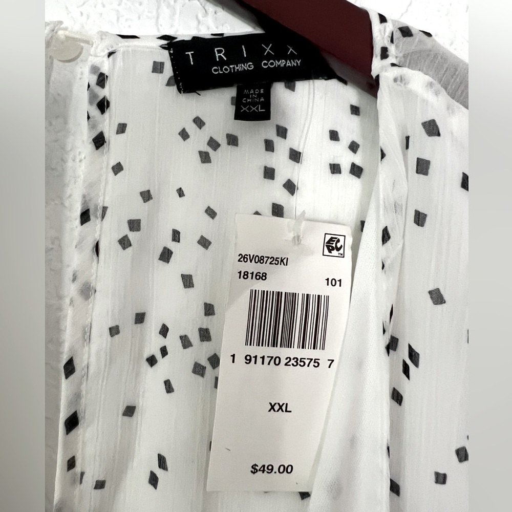TRIXXI Printer Wrap Dress - Picture 8 of 8